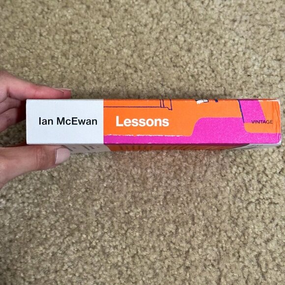 Lessons by Ian McEwan - Picture 2 of 2